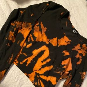Bleached Long Sleeve Crop